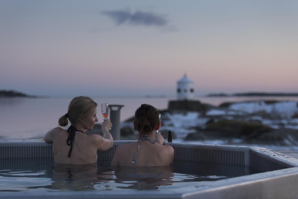 Nynaes Havsbad Hotel Nynäshamn Buitenkant foto
