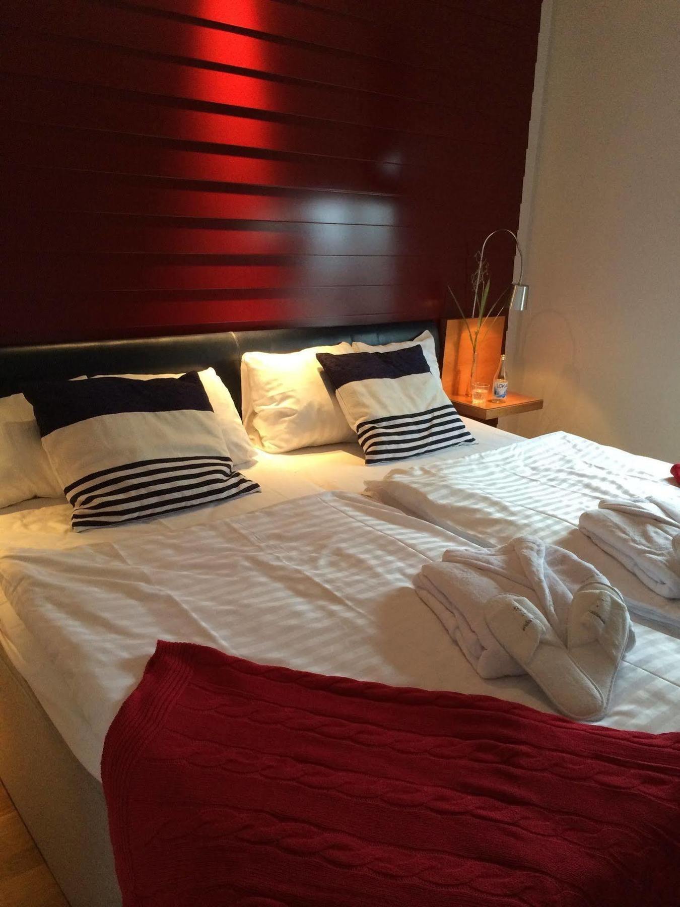 Nynaes Havsbad Hotel Nynäshamn Buitenkant foto