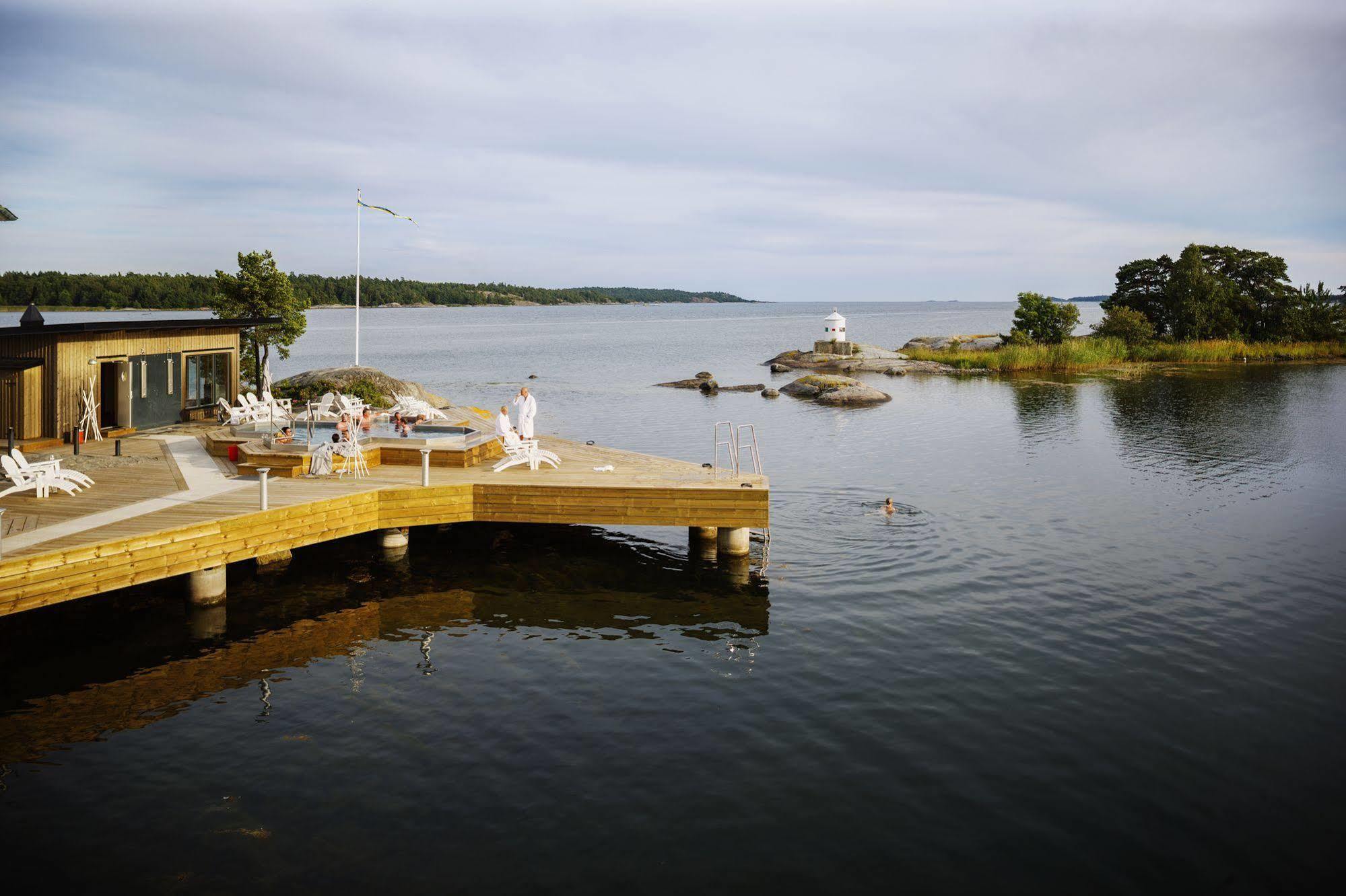 Nynaes Havsbad Hotel Nynäshamn Buitenkant foto